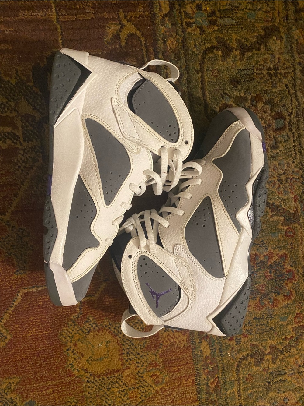 Jordan Grey/ White 7s✨